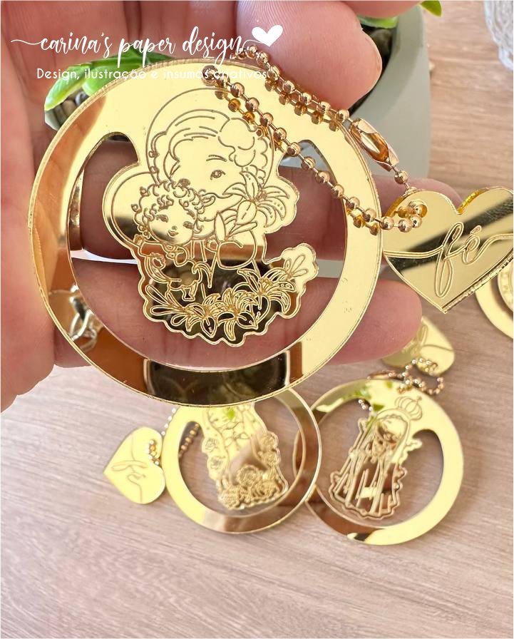 Coleção Marcador clip de acrílico Santinhos 5 cm + Tag coração FÉ (6 peças para 3 marcadores com tag) - Escolha o modelo - Imagem 13